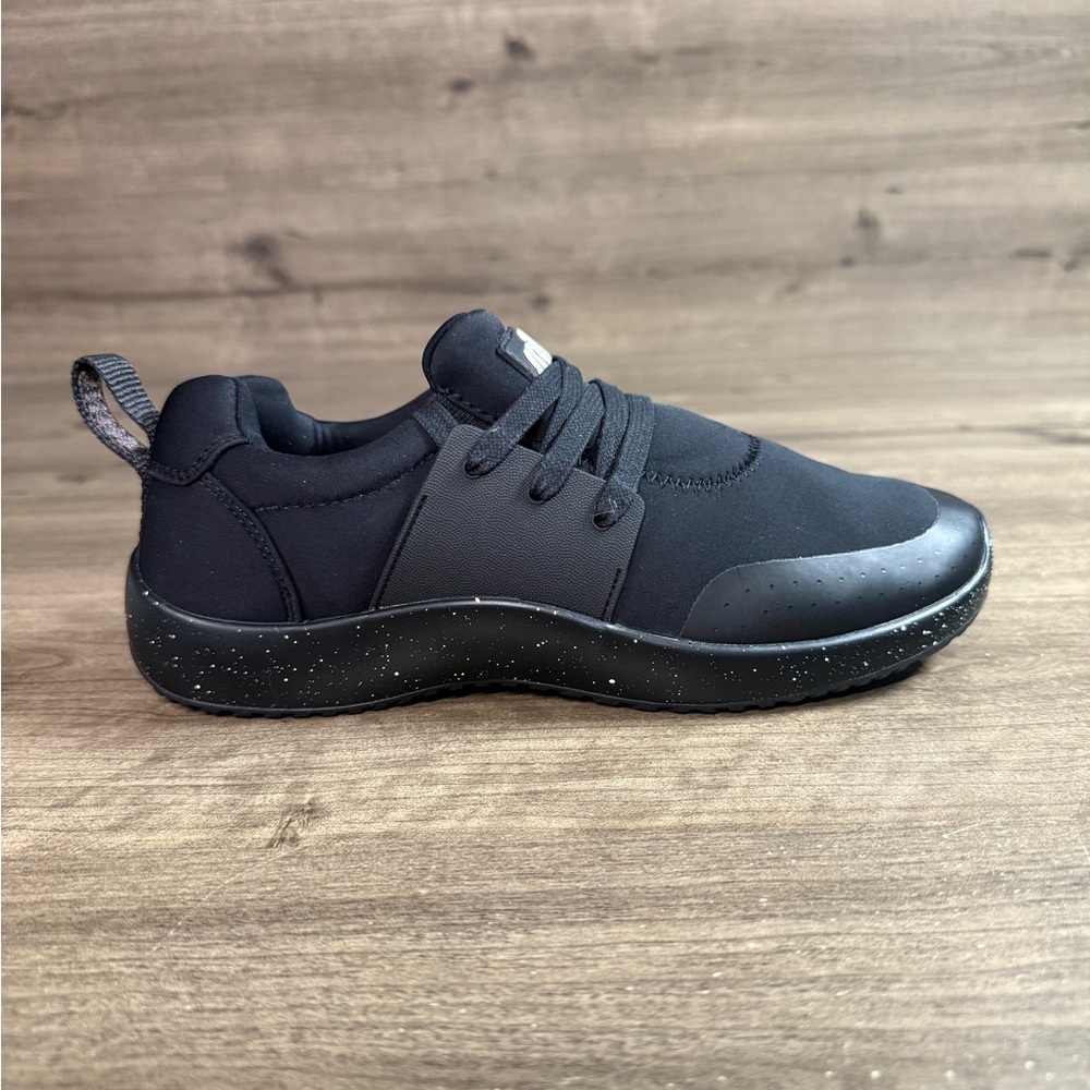 Snibbs Women’s Space Cloud 2.0 Work Non-Slip Water Resistant Sneaker Size 8
